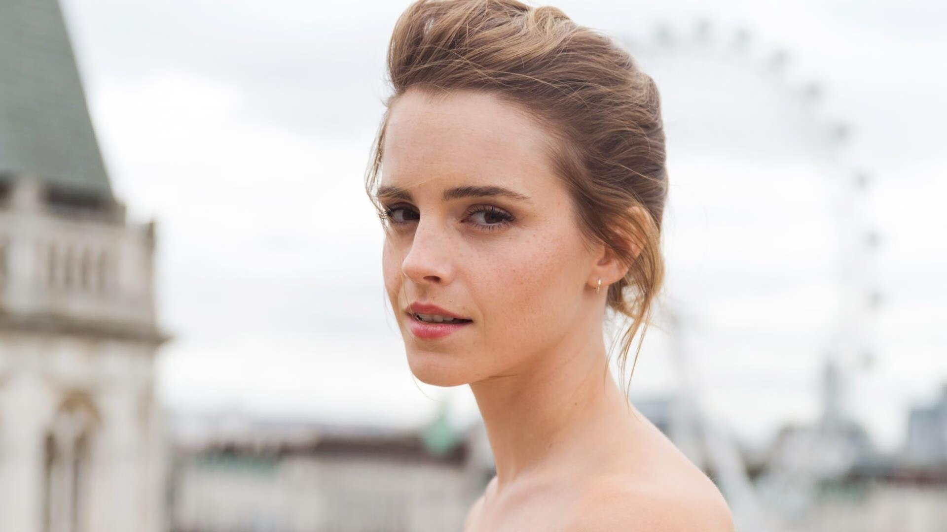 世界杯激情夜:精彩瞬间不停歇!,世界杯超燃视频